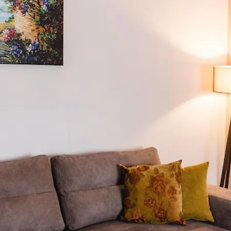 Kalamata Seaside Garden Apartment Farai