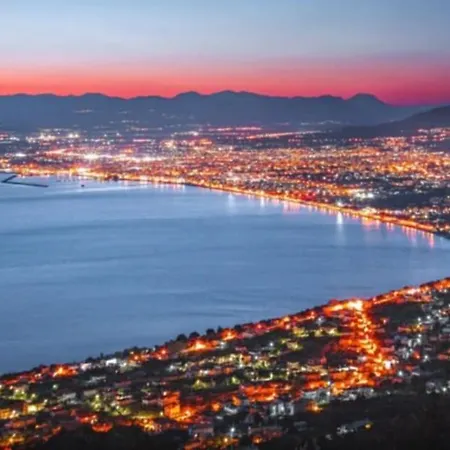 Kalamata Seaside Garden Faraí
