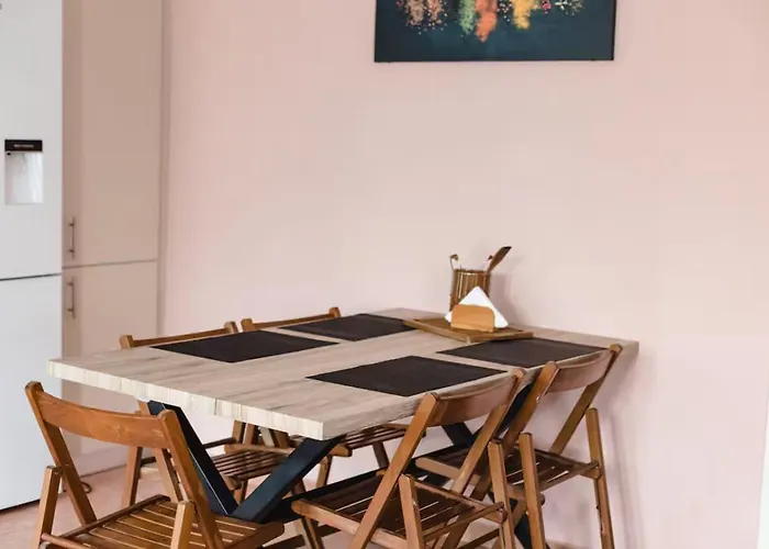 Kalamata Seaside Garden Apartament Faraí